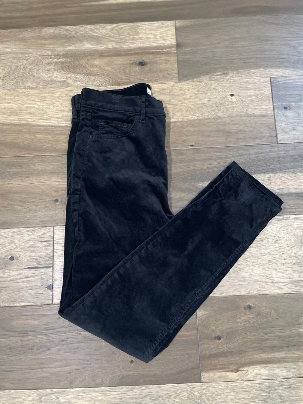 LOFT Made & Loved Velvet Ankle Pants Size 8 Black High Rise